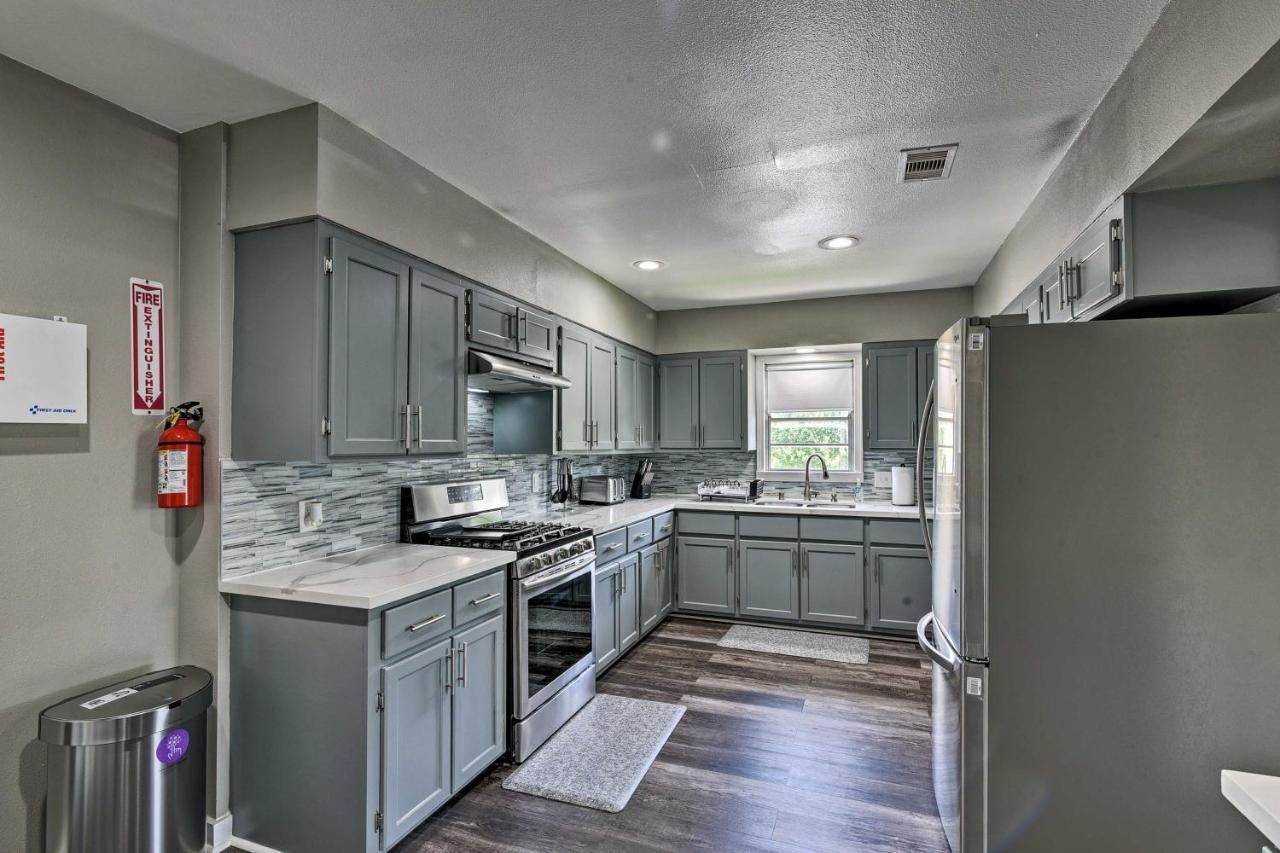 Spacious And Modern Family Duplex In Galveston! Kültér fotó